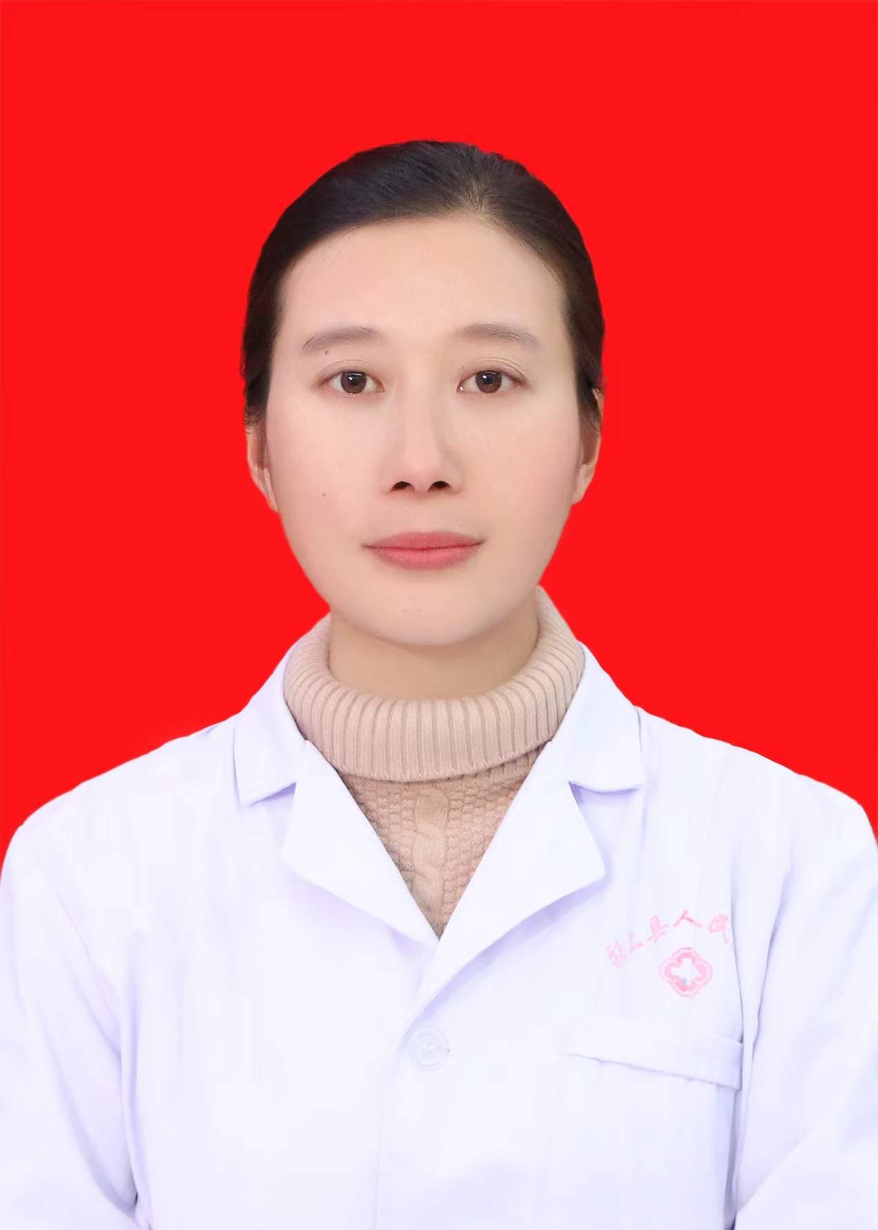 汪潁.jpg